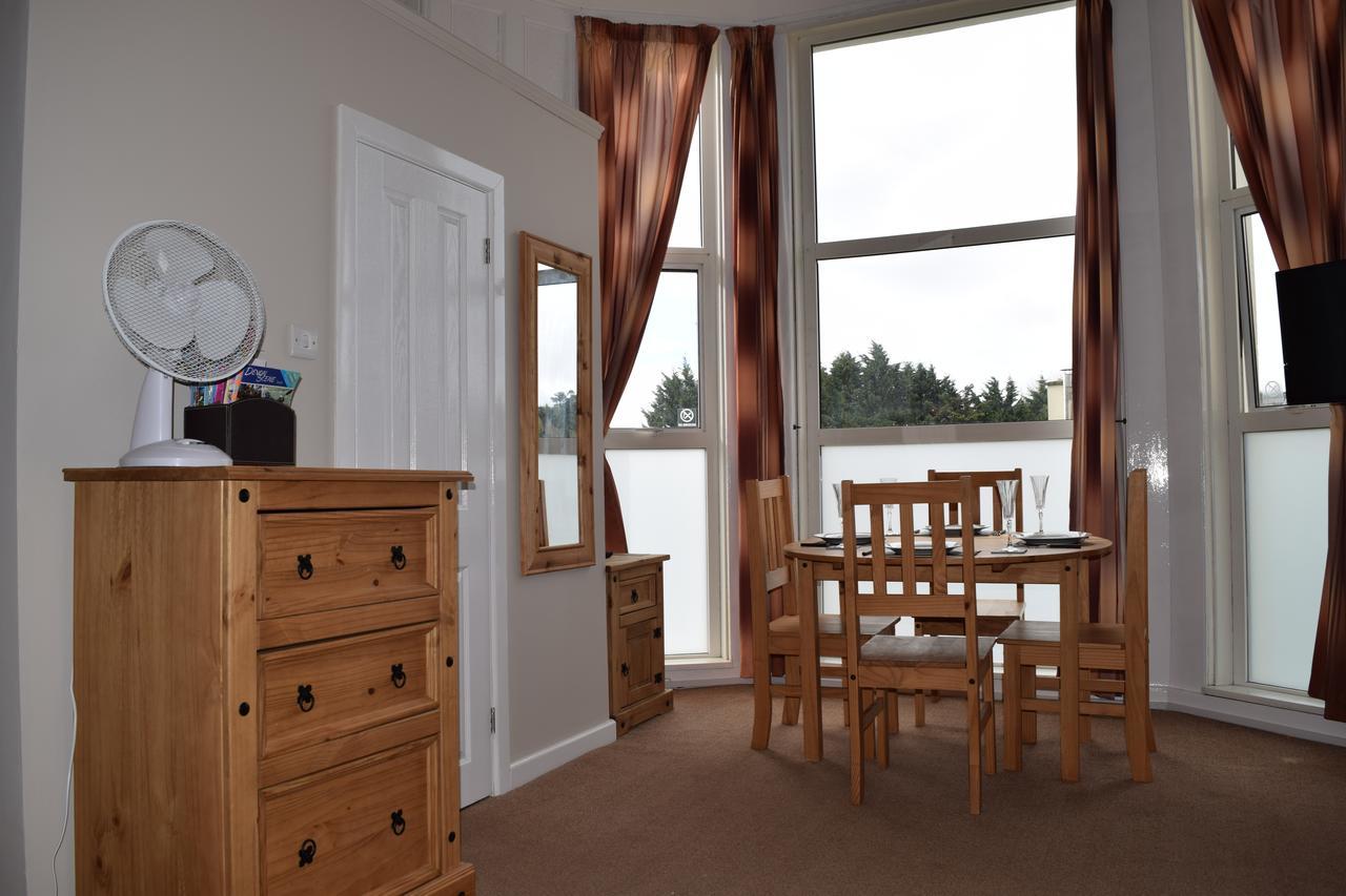 Tor Park Holiday Flatlets Torquay Exterior foto